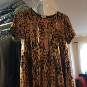 Lularoe elegant Carly